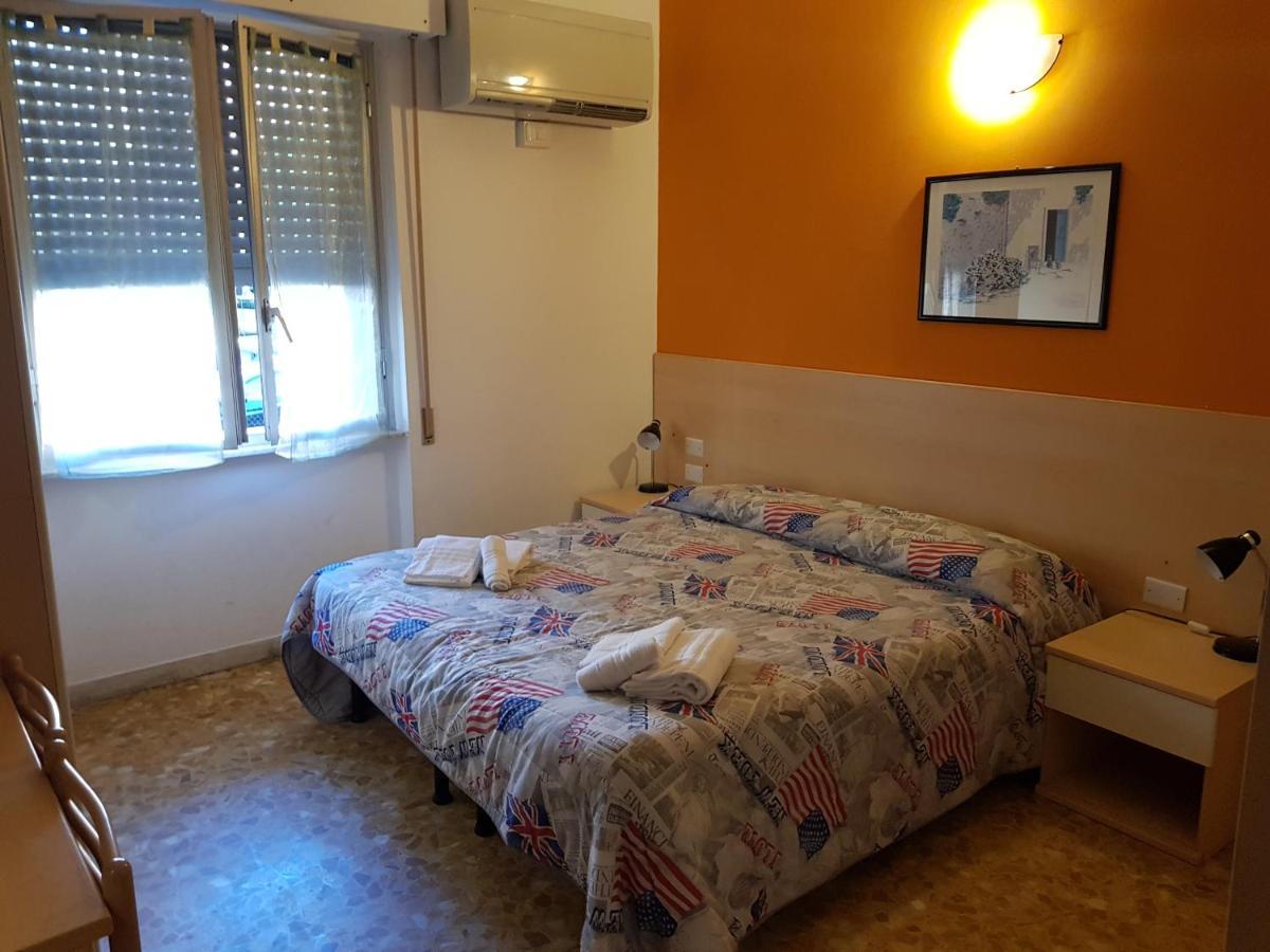 Hotel La Torre Cogoleto Luaran gambar