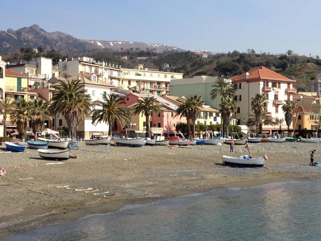 Hotel La Torre Cogoleto Luaran gambar